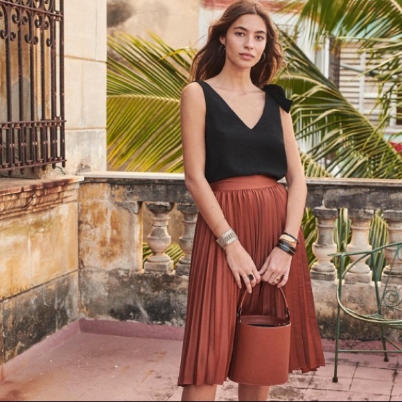 🔺SOLD🔺Sézane Dino Skirt Sz 38 - Picture 3 of 6